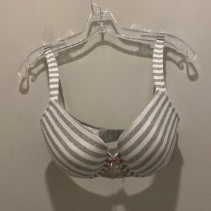 Cacique Lane Bryant Full Coverage T-Shirt Underwire Bra Gray & White Size 32DDD